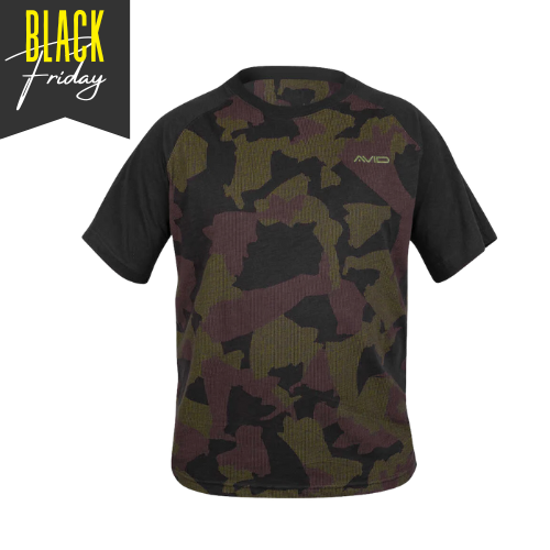 Avid Carp Distortion Camo Lite T-Shirt