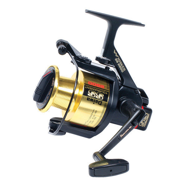 Daiwa whisker tournament SS 1000 - リール